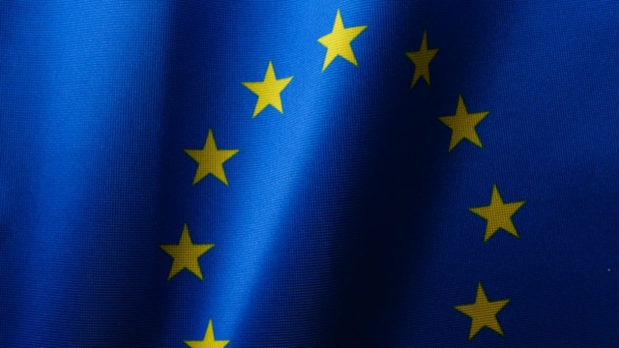 EU Weighs Next Move as Trump Threatens Tariffs Over Greenland