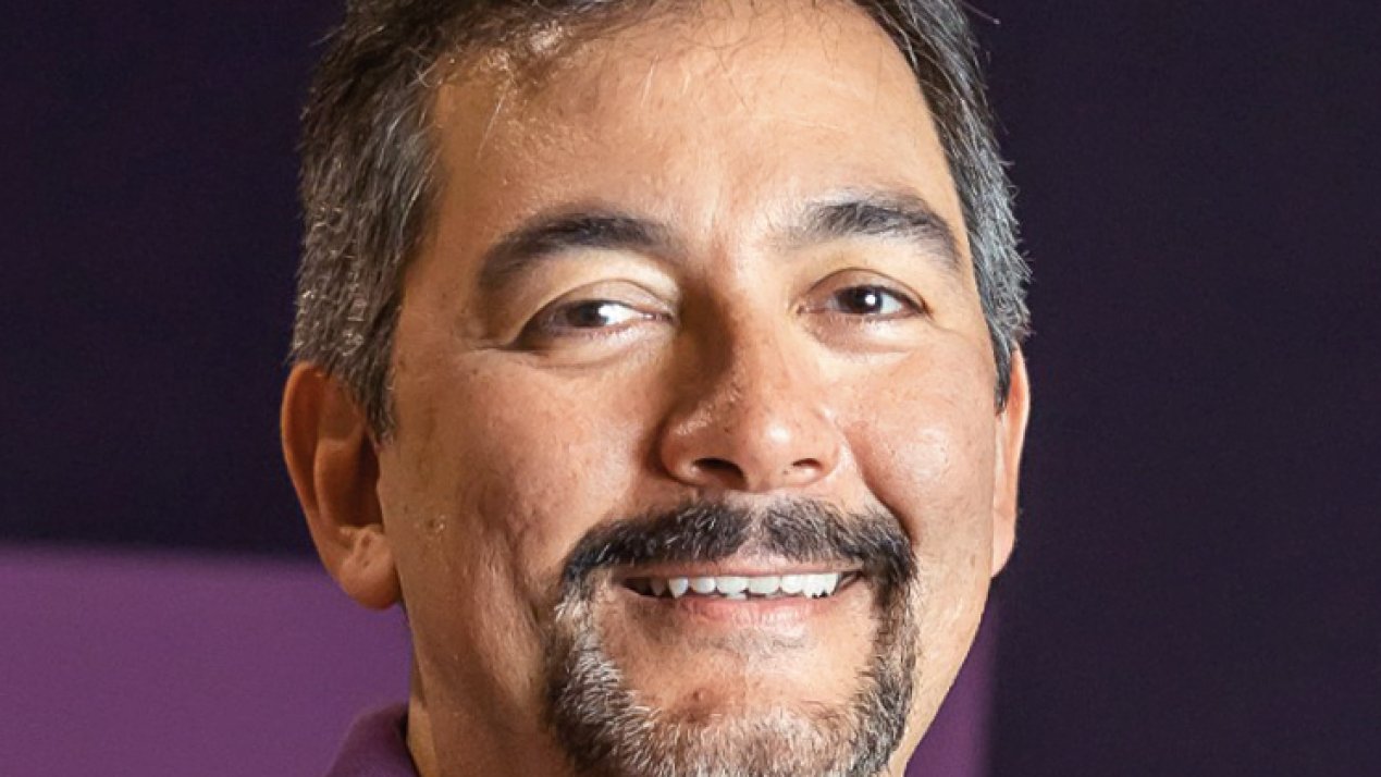 The Multigateway Maze: Essential API Governance for Innovation