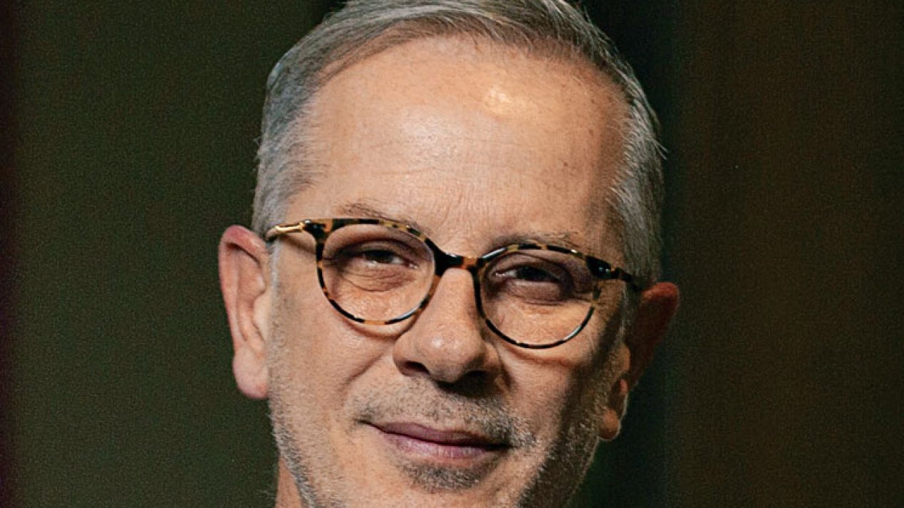 Stories That Move With the City