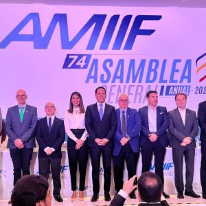 Julio Ordaz Assumes Presidency of AMIIF