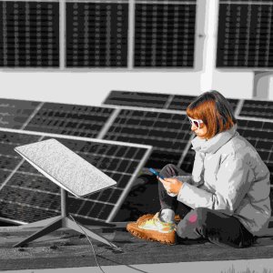 Pentagon, SpaceX Struggle to Stop Russia's Starlink Use