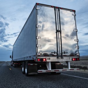 Transport Workers Plan Blockades Over Unpaid Mayan Train Fees