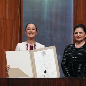 Tribunal Confirms Sheinbaum's Victory, Overrules Injunctions