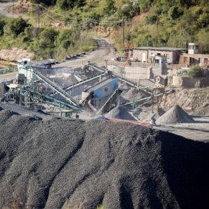 Illegal Miners Could Benefit From Open-Pit Ban: Industry Experts