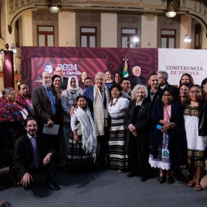 MORENA / Ricardo Salinas Pliego