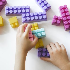 LEGO's Green Shift, AI's Sustainability Dilemma