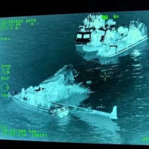 American Airlines Flight Collides with Helicopter, 67 Dead