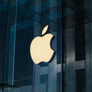 Apple Commits US$500 Billion to US Manufacturing, AI