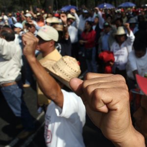 CNTE Protests Cause MX$15 Billion Losses Nationwide