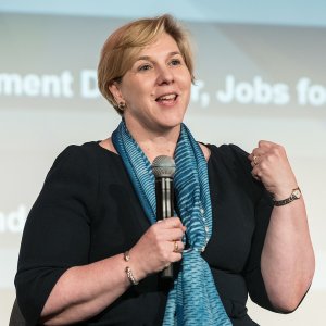 Tesla Chair Sells US$198 Million Stock Despite Musk's Hold Appeal