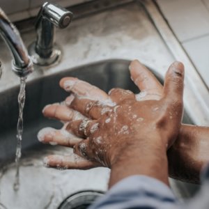 PAHO Urges Making Hand Hygiene a Priority