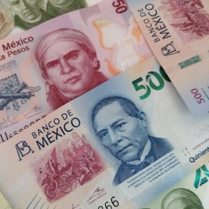 Peso Strengthens 2.3%, Hits Record Under Sheinbaum as USD Weakens