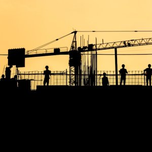 Construction Sector Grows 0.8% in March 2025