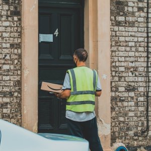 Mexico's E-Commerce Logistics Strain Peaks Before Mother's Day