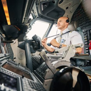 IATA Backs Cockpit Cameras After Air India Crash Report