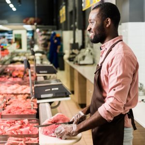 US Beef Prices Hit Record Highs Amid Supply Challenges 