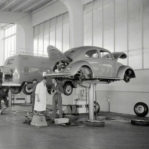 Aguascalientes Auto Industry Faces 30% Worker Turnover