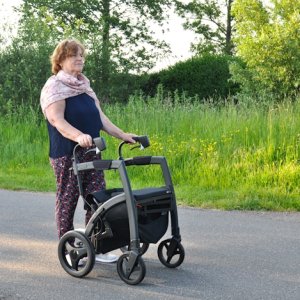 Knight Seeks COFEPRIS Approval for Parkinson’s Drug in Mexico