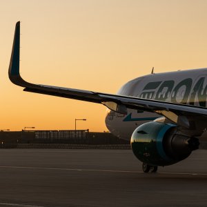 Frontier Adds Routes as Spirit Faces Bankruptcy Threats