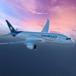 Aeroméxico Drops to 2nd in August 2025 On-Time Performance