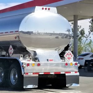 Mexico City Tightens Hazardous Cargo Rules After Explosion