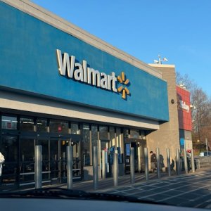 Walmart Mexico Names Barrientos Pozo CEO After Interim Role