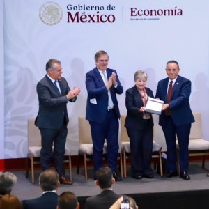 Mexico Restricts Older Diesel Truck Imports, Targets 90% Cut