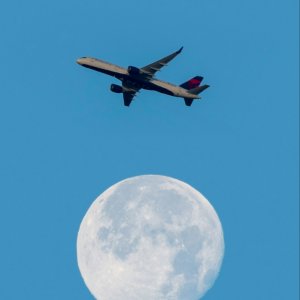 US Measures Hits Air Travel to Mexico