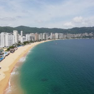New Flights Push Hotel Occupancy Above 90% in Acapulco