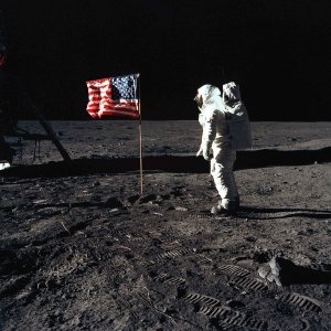 Trump Resets US Space Policy, Targets Moon Landing by 2028