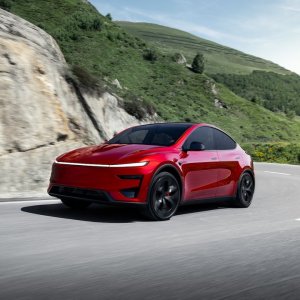 Tesla Faces 30-Day Sales Risk Over Autopilot Misleading Ads