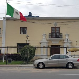 Peru Reinforces Security at Mexican Embassy to Prevent Escape