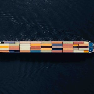 EU-US Trade Deal Advances; Parliament Pushes Back