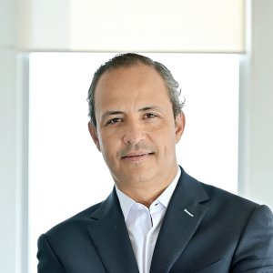 Robotic Surgery Set for Rapid Expansion in Mexico