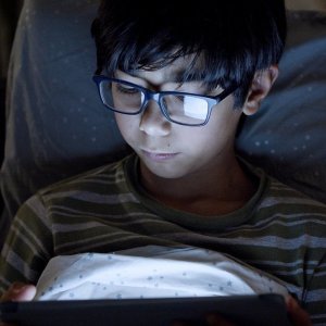 Mexico Ranks First in Screentime, Fourth in AI Use Globally: OECD