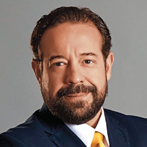 How 'Yes, Sir' Breaks Leadership in Organizations